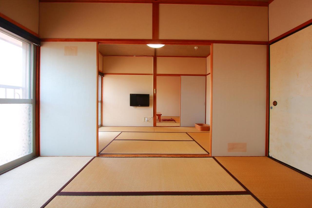 Family Kawakyu With Showa Retro, Private Hot Spring 3* Ibusuki