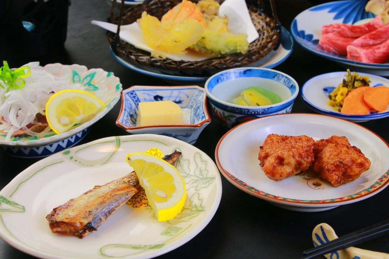 Family Kawakyu With Showa Retro, Private Hot Spring เรียวกัง